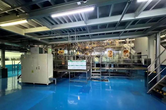 怡宝 国家队信赖，嘉定工厂助力纯净水源供应